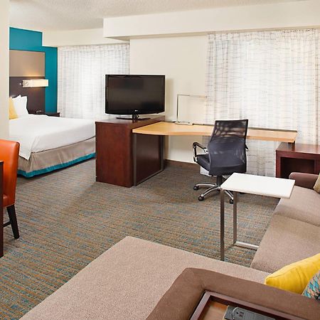 Residence Inn By Marriott Detroit Livonia Bagian luar foto