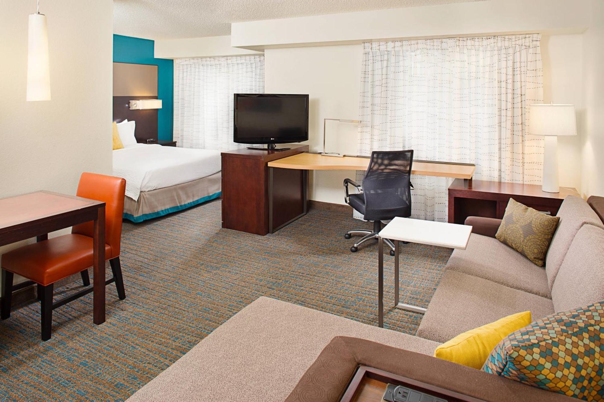 Residence Inn By Marriott Detroit Livonia Bagian luar foto