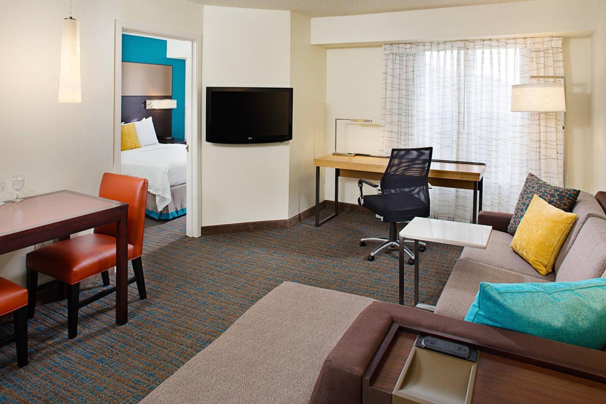 Residence Inn By Marriott Detroit Livonia Bagian luar foto